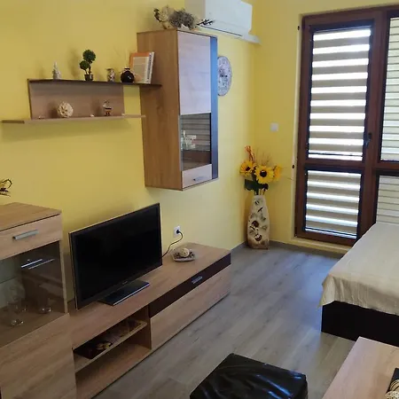Apartment Yordanov In Yurta *
